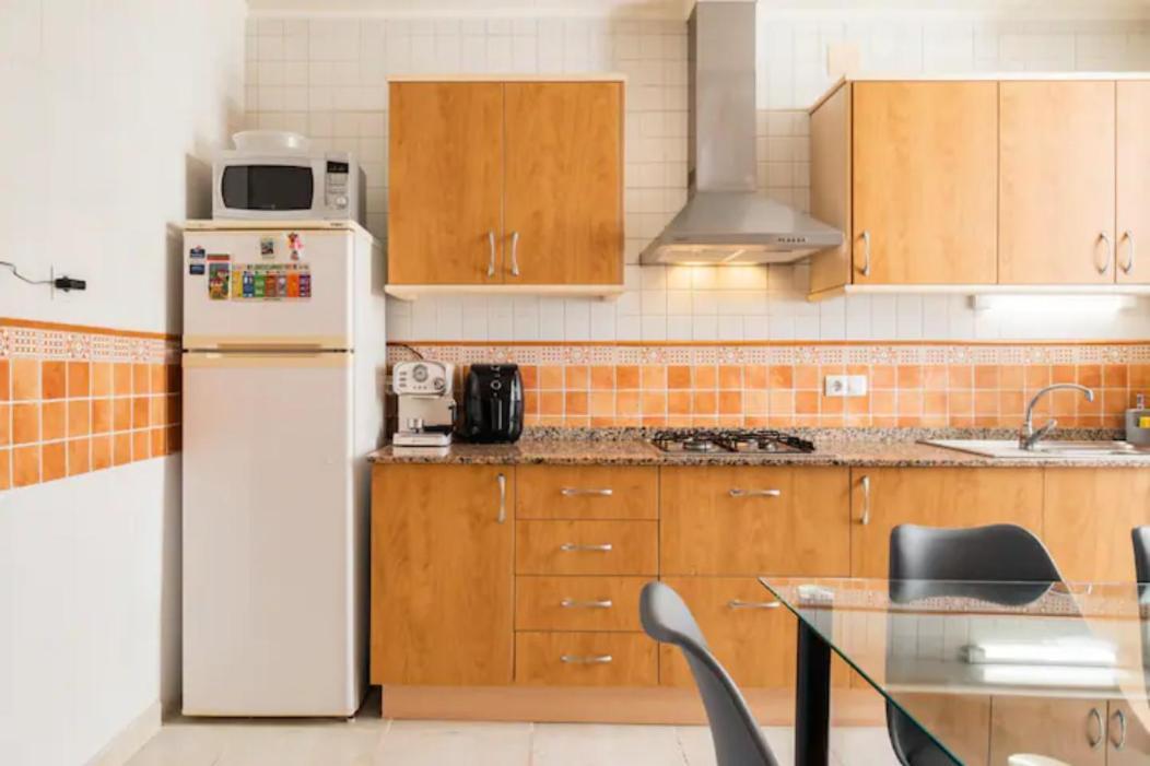 Room With Private Bathroom And Balcony Nearby The Mercado Central, Center And Beach Alicante Kültér fotó