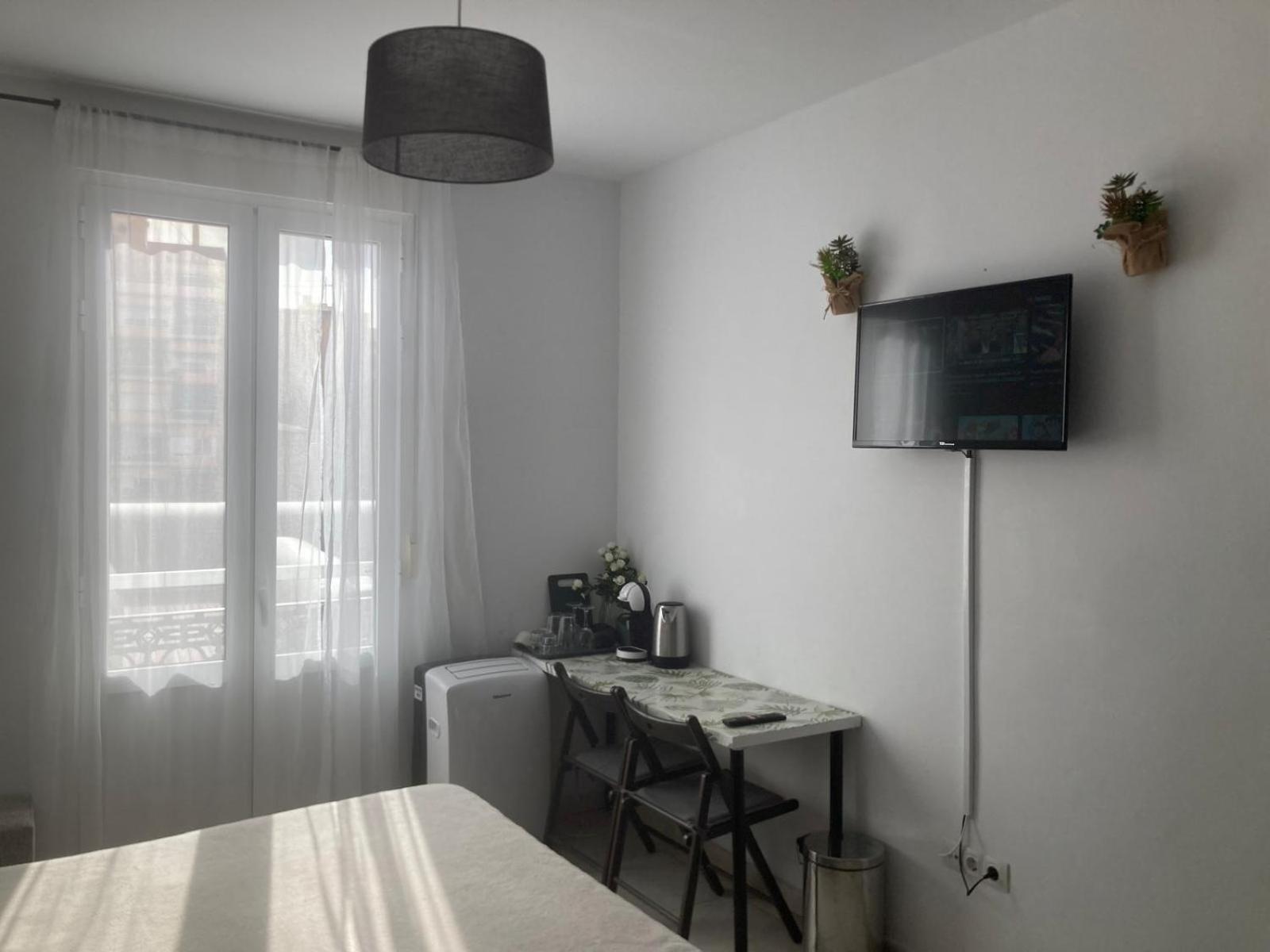 Room With Private Bathroom And Balcony Nearby The Mercado Central, Center And Beach Alicante Kültér fotó